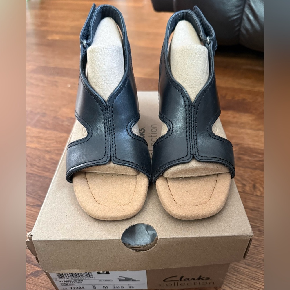 NEW Clarks Kyarra Aster Black Leather Cutout Slingback Wedge Sandals Sz 5